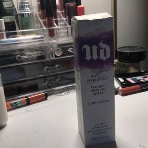 Urban Decay All Nighter Setting Spray